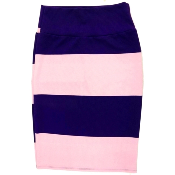 LuLaRoe Dresses & Skirts - Lularoe Cassie Skirt Pale Pink Dark Purple Size Small EUC